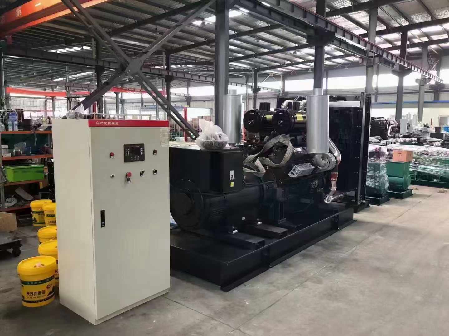 郎溪柴油发电机运行时的噪音和振动水平如何？
